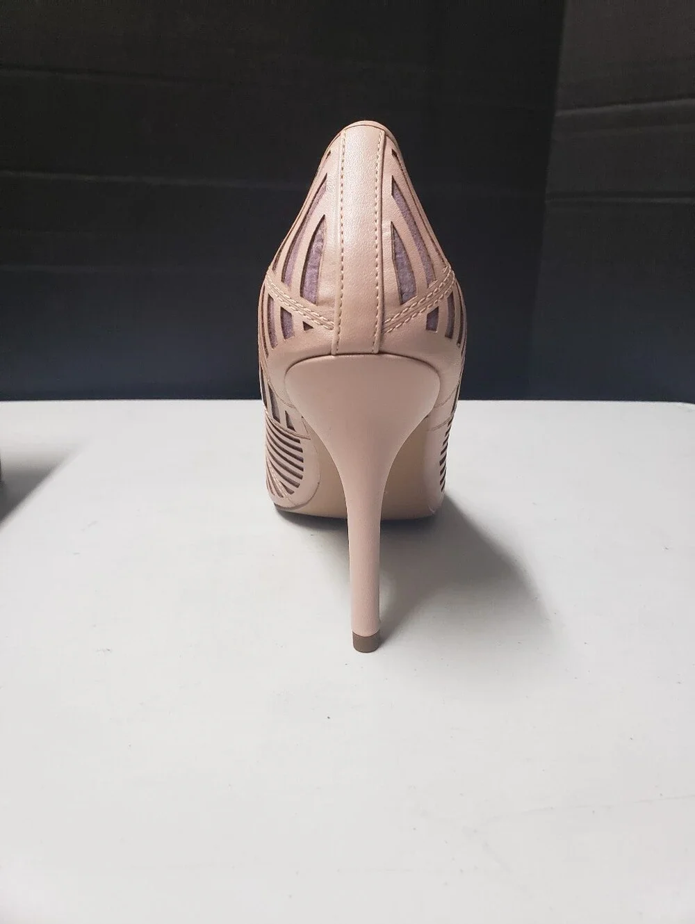 Charles David Blush Pink Over Lavendar Laser-Cut Pointed Stiletto Pump